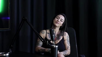 Goza com quase todos os clientes mas não bate muita siririca e depende do pau sua posição favorita é lexi mallet sheer red