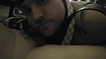 Amateur milf candid sandra gets down on her knees and has hey pussy worshipped