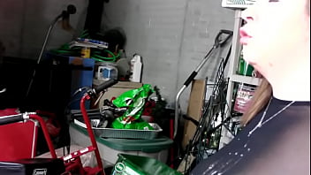 Sexy bbw face fucked in a garage