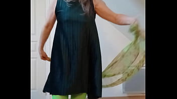 2025 03 17 esclave f strip tease st patrick