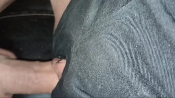 แหย่หีให้น้ำแตกแล้วเลียเม็ดแตด