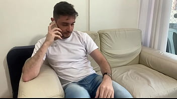 Fui fazer uma entrega na casa de um casal e acabei descendo a madeira nos 2