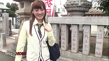 Karin aizawa's fiery solo performance showcases her seductive charm