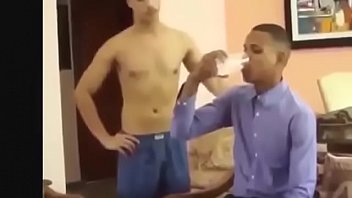 Reagindo a pornografia homemsexual