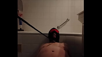 2025 10 24 esclave f domine esclave ebed griffes facesitting et uro