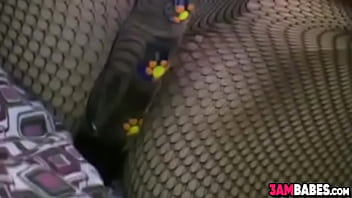 Hot babe dildo plowing her pussy