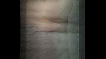 Hhhuuummm que j'aime t'exhiber mon cul de petite chienne que ce soit avec