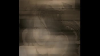 Hhhuuummm que j'aime t'exhiber mon cul de petite chienne que ce soit avec