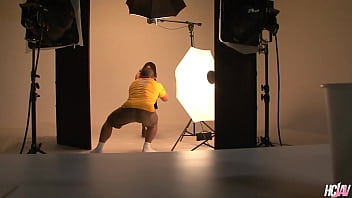 Japanese milf yu uehara gives head to a lucky guy