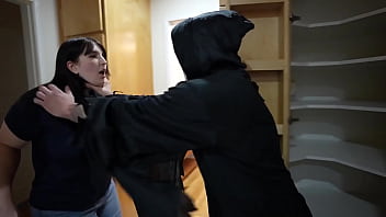 Bbw with huge ass gets fucked senseless by home intruder paige steele steve rickz