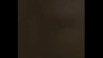 El primer anal de mi flakita y estaba mordiendo la almuada para que no la escuchará su hermana