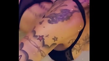 Très chaud mes chatons