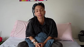 Lua obscena cantora e criadora de conteudo