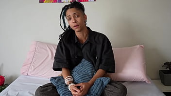 Lua obscena cantora e criadora de conteudo