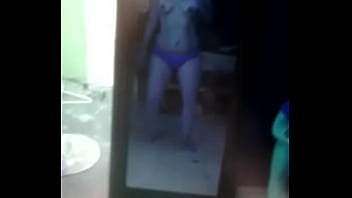 Teen nice tits dancing
