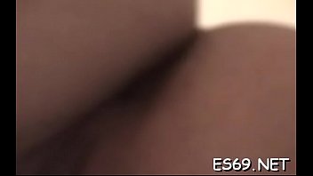 Delicious floosy exposes cuch for fuck