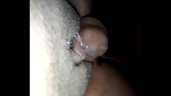 Enchendo minha buceta de leite