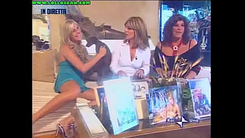 Live television panty oops upskirt as a hottie picks up a dog and leaves her underwear on display Live television panty oops upskirt as a hottie picks up a dog and leaves her underwear on display