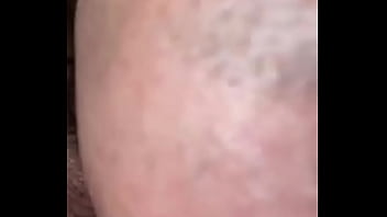 Chupando e bebe a porra da minha puta