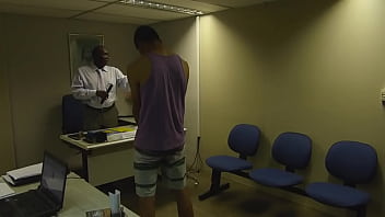 A revanche apresenta lua