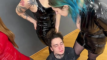 Degradation of a detestable slave with spitting from four mistresses