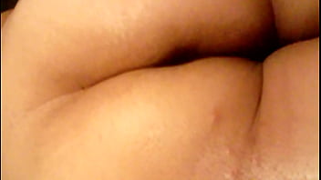 Masaje de nalgas a mi putita