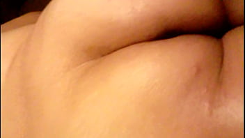 Masaje de nalgas a mi putita