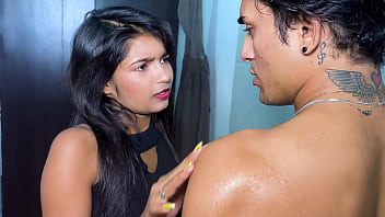 Stepsister Enters Bathroom While Brother Takes Bath thumbnail