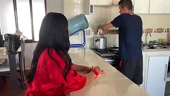 Nos mamamos nuestros coños y nos corremos juntas