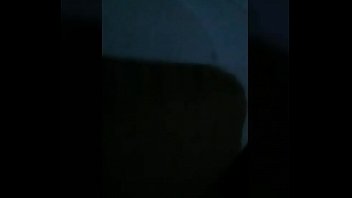 Esposa puta en hotel infiel se masturba y pide que la llenen de lechita