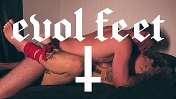 Fuck my tight pussy with your foot and make me cum