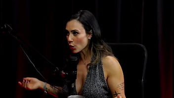 Sempre foi exibida é sensual na internet aproveitou todas as oportunidades e o teste de fidelidade taluane boom watch sheer red