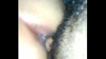 De perrito a mi esposa con dediada en el culo