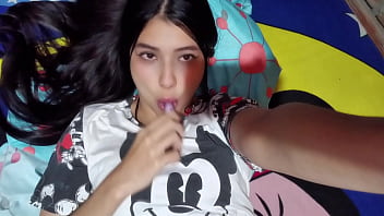 18 year old college girl masturbates with her dildo casero real