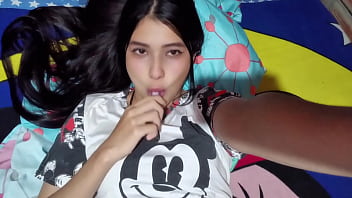 18 year old college girl masturbates with her dildo casero real