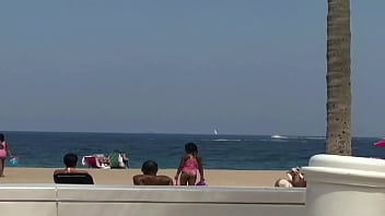 Eva cruz is really close with her neighbor