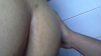 Comendo o cú apertado da esposa 1