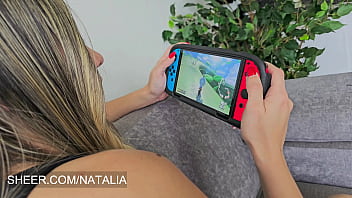 I make a bet with my sister in law if she comes first in mario kart i'll pay her $500 if not she has to let herself get fucked