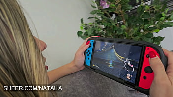 I make a bet with my sister in law if she comes first in mario kart i'll pay her $500 if not she has to let herself get fucked