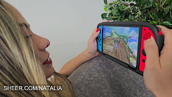 I make a bet with my sister in law if she comes first in mario kart i'll pay her $500 if not she has to let herself get fucked