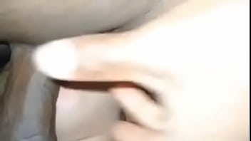 Oral chupando meu saco e cheirando meu cu sem vergonha