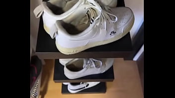 Sunday #feet #nylonfetısh #socks #socksfetish #fetish #nylonfeets girl creator #soles #whitesocks