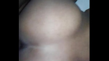 A ella le encanta que la ponga en cuatro A ella le encanta que la ponga en cuatro