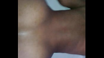 A ella le encanta que la ponga en cuatro