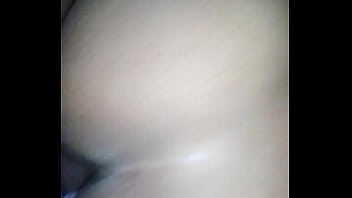 A ella le encanta que la ponga en cuatro