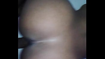 A ella le encanta que la ponga en cuatro