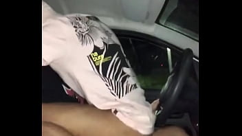 Fudendo Com O Uber No Trânsito A Melhor Corrida Que Já Tive Sentar No Pau Gostoso Dele Veja Completo No Link thumbnail