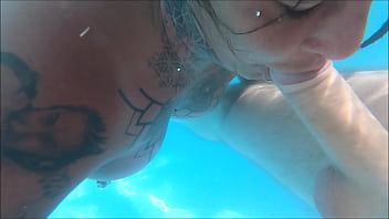 Holiday threesome in the pool