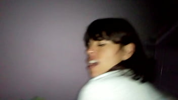 Cogiendo a mi hermanastra en su cuarto