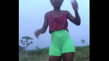 Crazybitch couldn’t keep calm after hitting half a million views she decided to twerk for her viewers to enjoy more